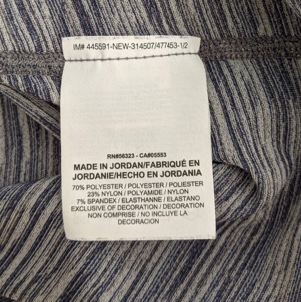 Nike Pro Active Long Sleeved Top Size Medium - Picture 4 of 11